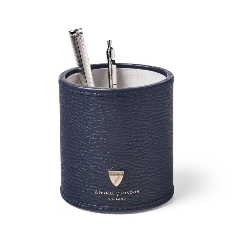 Round Pen Pot in Navy Pebble