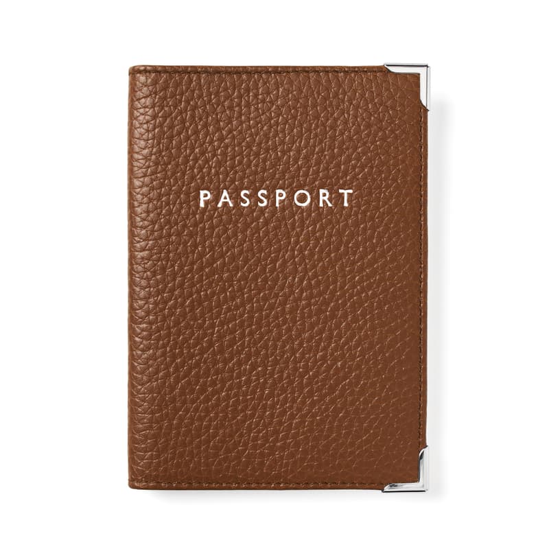 Passport Cover in Tobacco Pebble