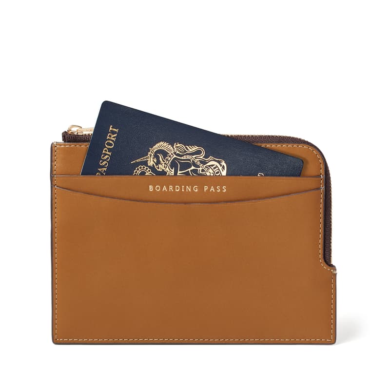Zipped Travel Wallet in Smooth Tan