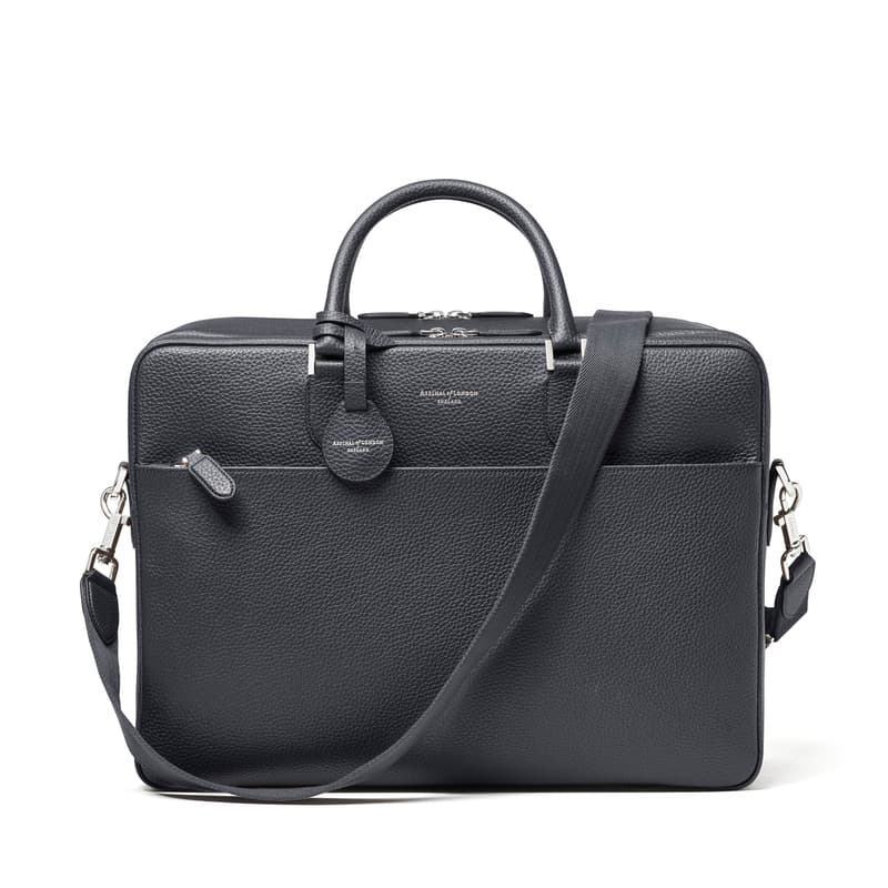 48 Hour Mount Street Travel Bag in Navy Pebble