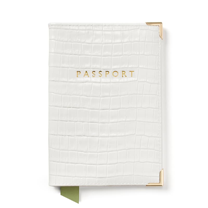 Passport Cover in Deep Shine Chalk White Small Croc