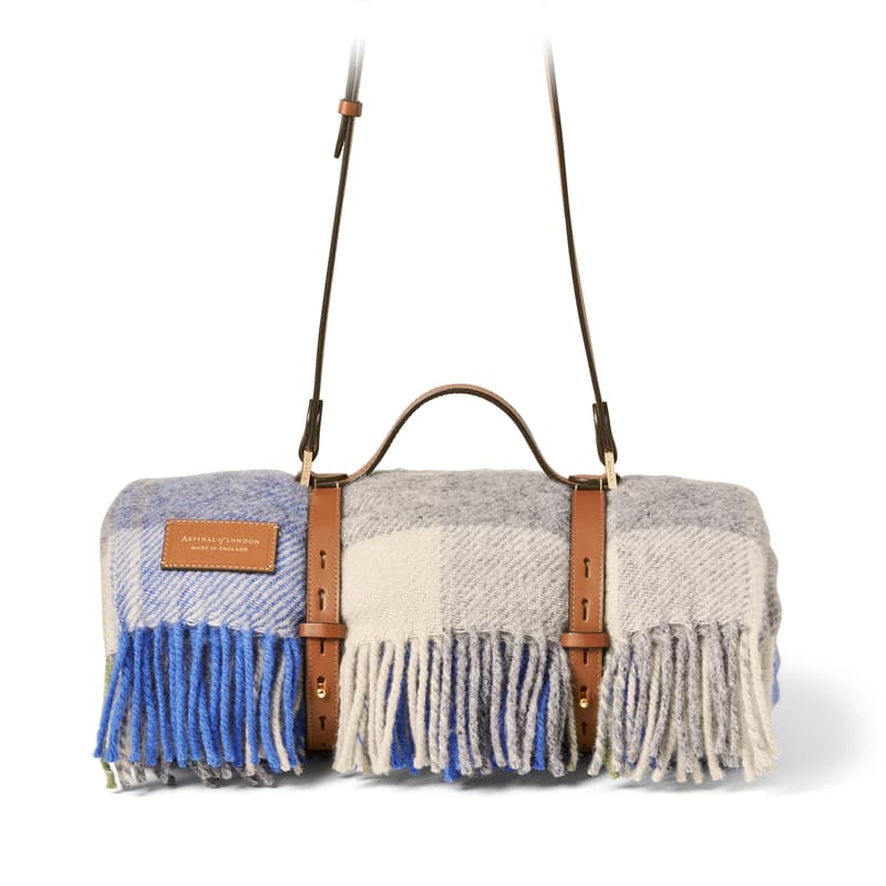 Picnic Blanket Collection in Pistachio Pure New Wool & Smooth Tan