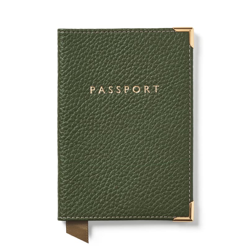 Passport Cover in Racing Green Pebble