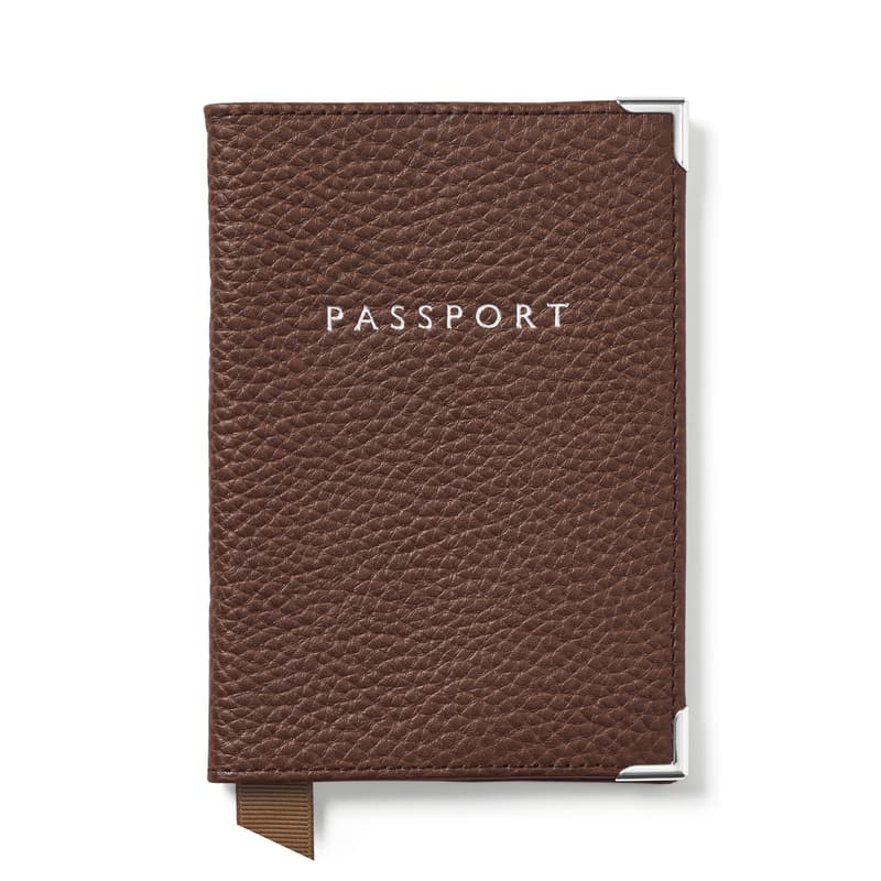 Passport Cover in Pebble Tobacco