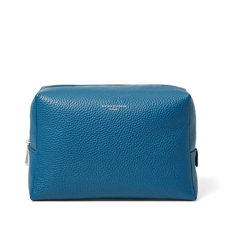 Toiletry Bag in Topaz Pebble