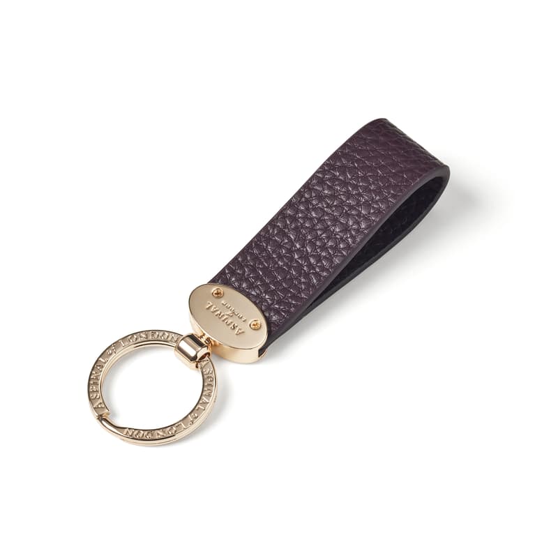 Oval Loop Keyring in Fig Pebble