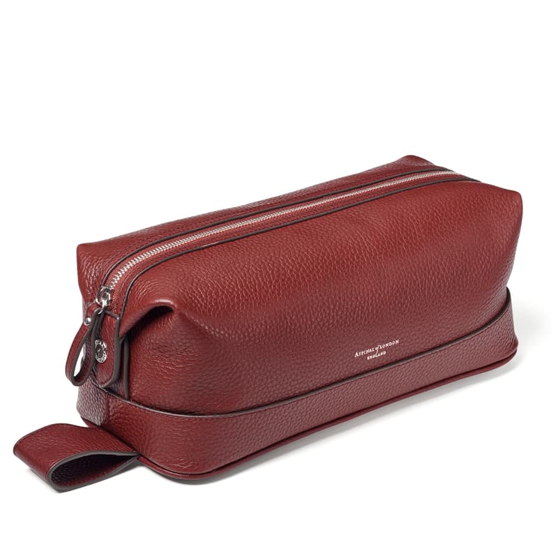 Men's Leather Wash Bag in Merlot Pebble