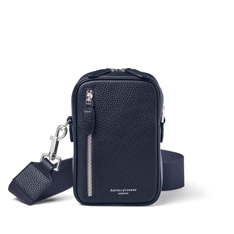 Reporter North South in Navy Pebble