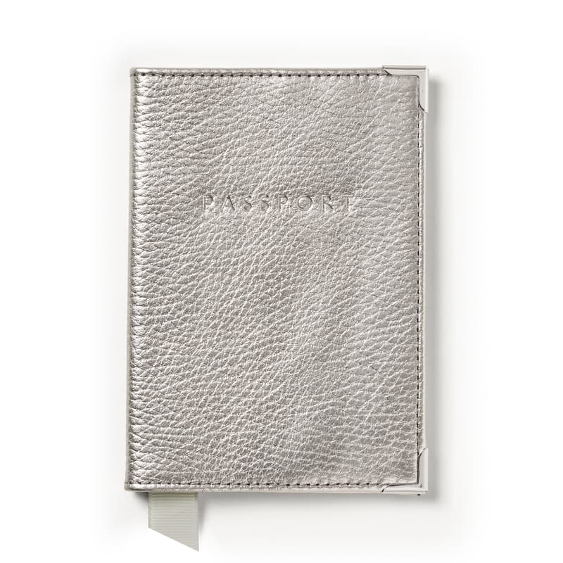 Passport Cover in Silver Pebble Leather